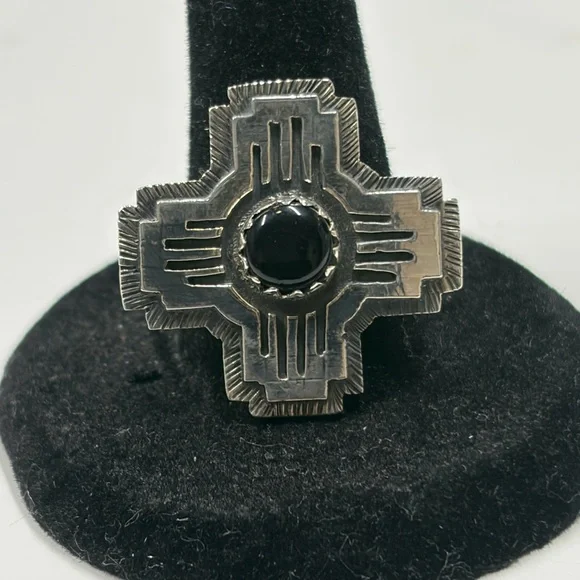 925 Sterling Silver Sun Ring with Black Onyx Stone - Picture 1 of 5